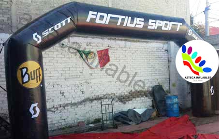 arco inflable con branding