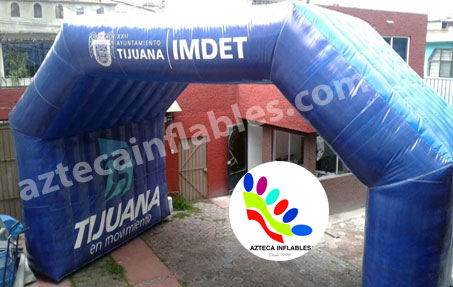 arco inflable con túnel